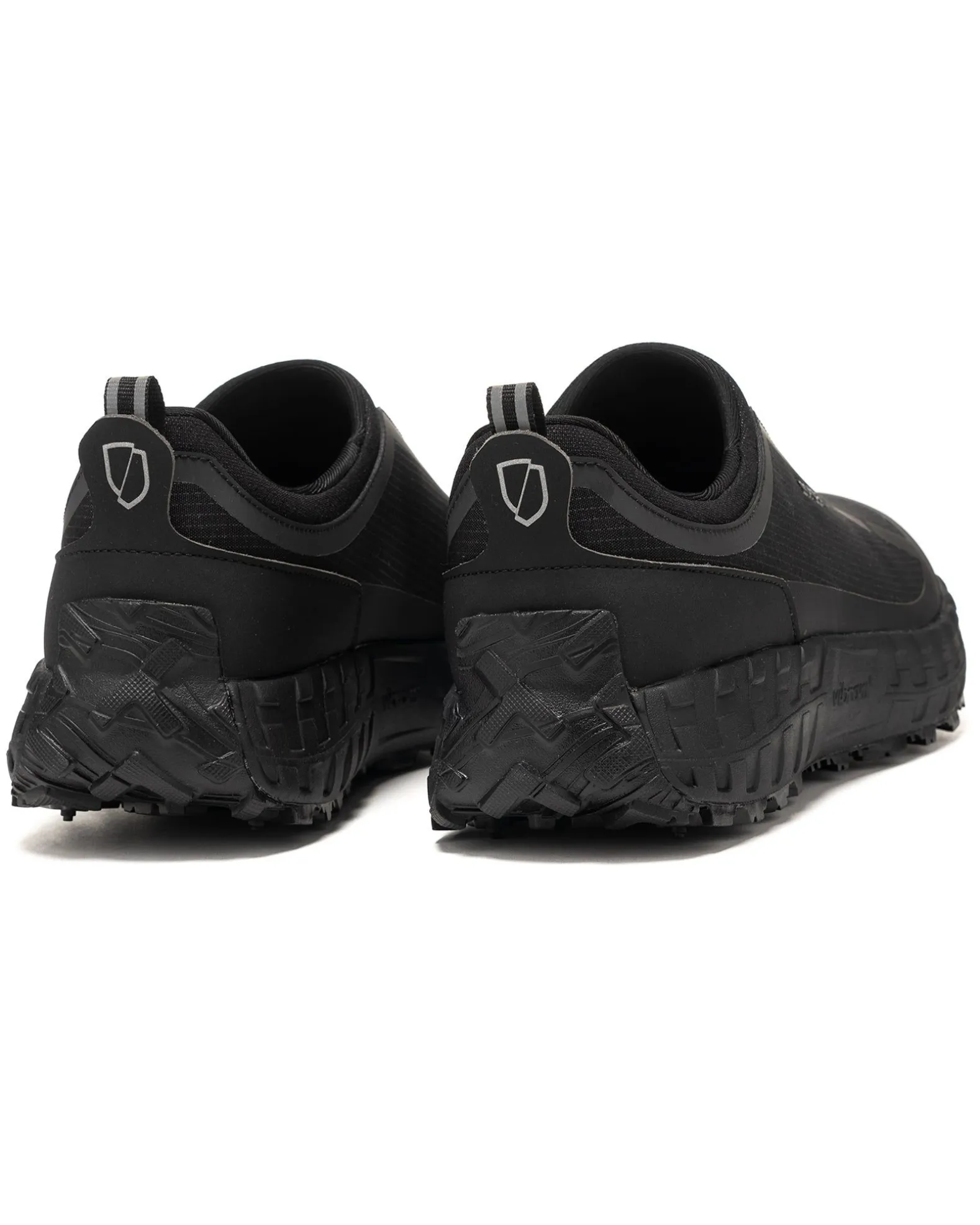 003 Pitch Black